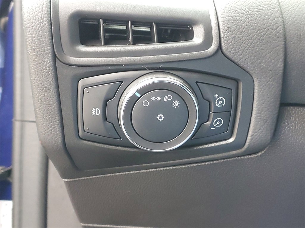 Used 2012 Ford Focus SE image 17