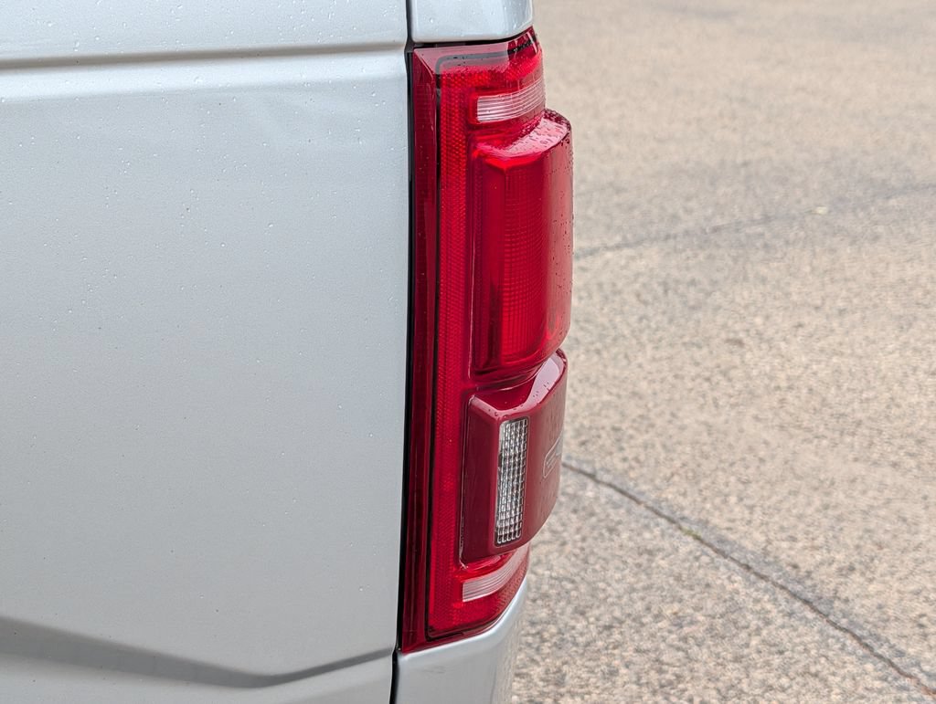 Used 2016 Ford F150 Lariat AWD/4WD image 9