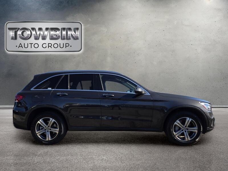 Used 2021 Mercedes-Benz GLC 300 w/ Multimedia Package image 3