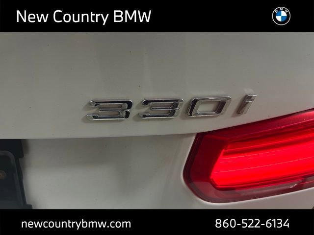 Used 2017 BMW 330i xDrive Sedan AWD/4WD image 11
