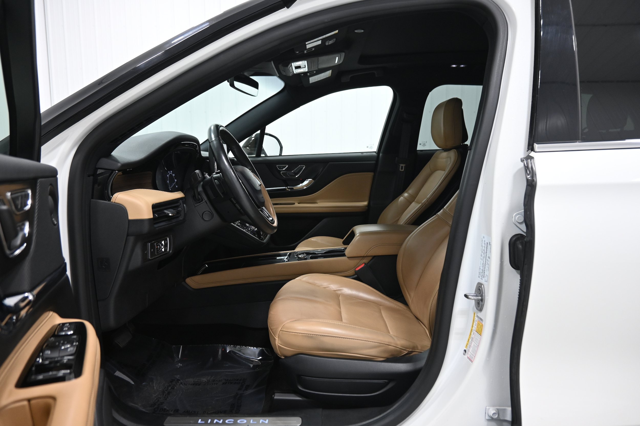 Used 2020 Lincoln Corsair Reserve w/ Elements Package AWD/4WD image 5
