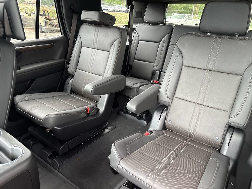 New 2026 Chevrolet Tahoe High Country AWD/4WD image 26