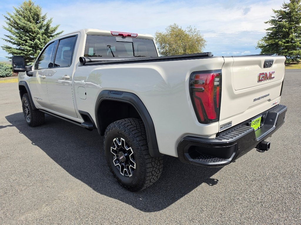 Used 2026 GMC Sierra 2500 AT4X AWD/4WD image 10