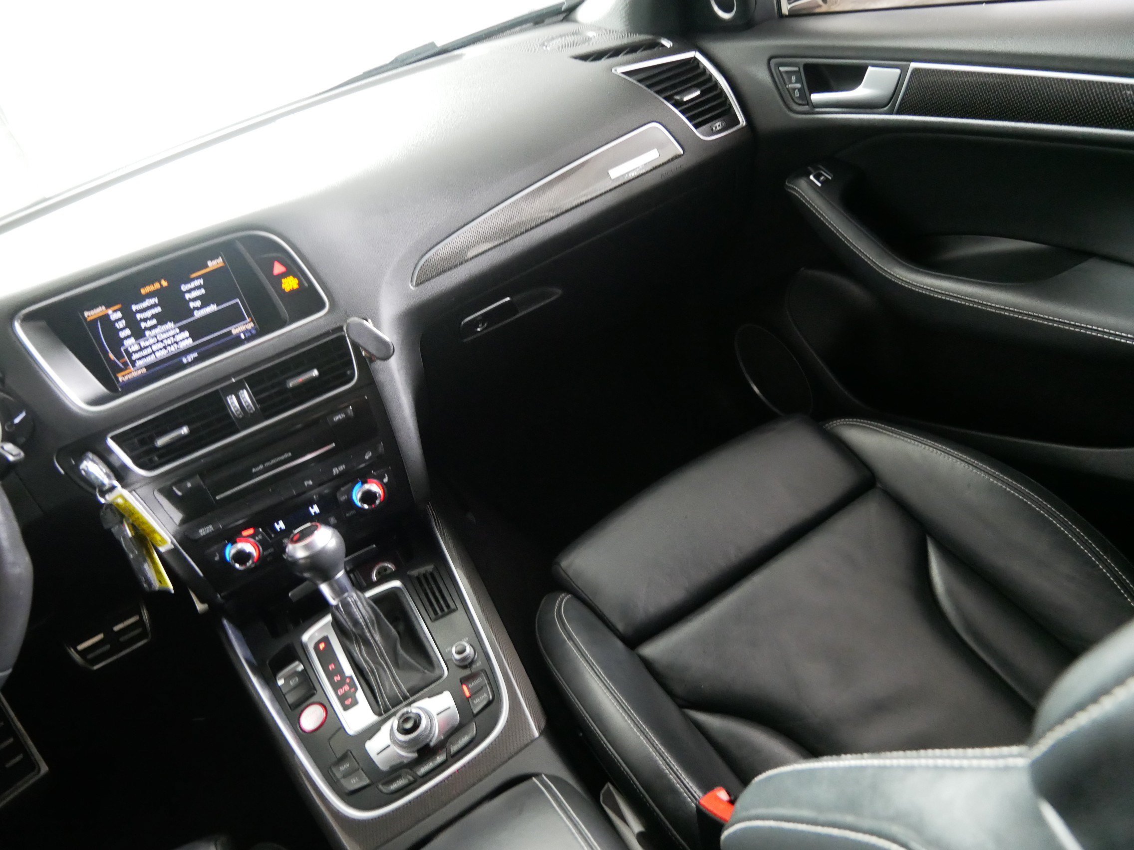 Used 2015 Audi SQ5 Premium Plus AWD/4WD image 11
