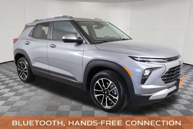 Used 2025 Chevrolet TrailBlazer LT image 4