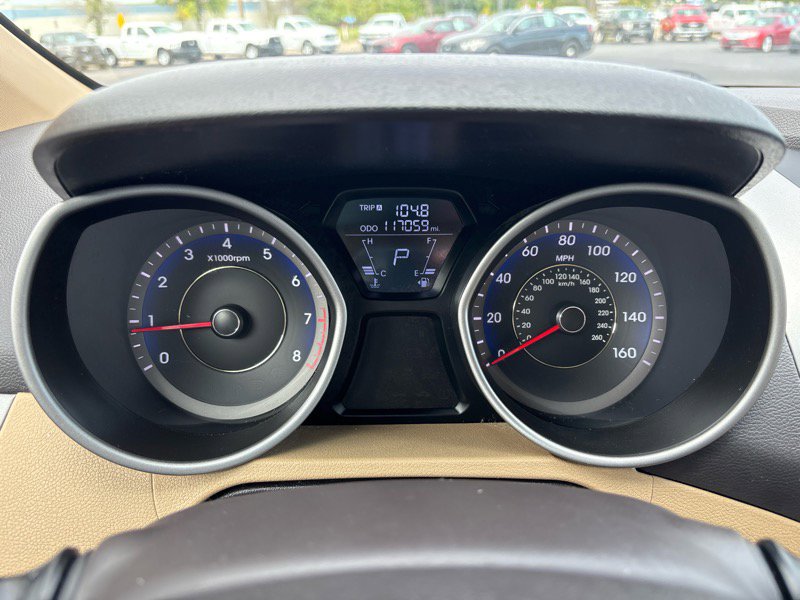 Used 2013 Hyundai Elantra GLS image 16