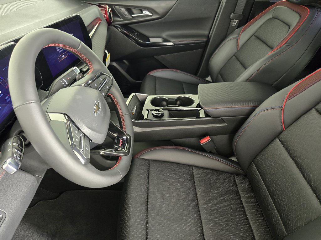 New 2026 Chevrolet Equinox RS FWD image 15