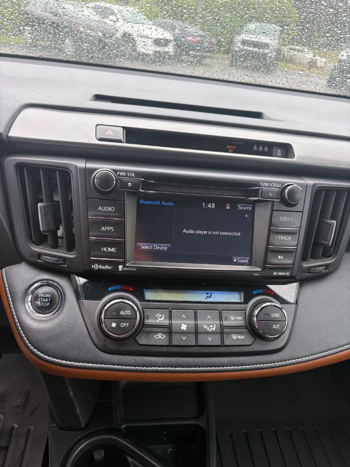 Used 2017 Toyota RAV4 SE FWD image 11