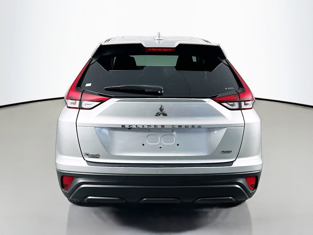 Used 2023 Mitsubishi Eclipse Cross LE AWD/4WD image 6