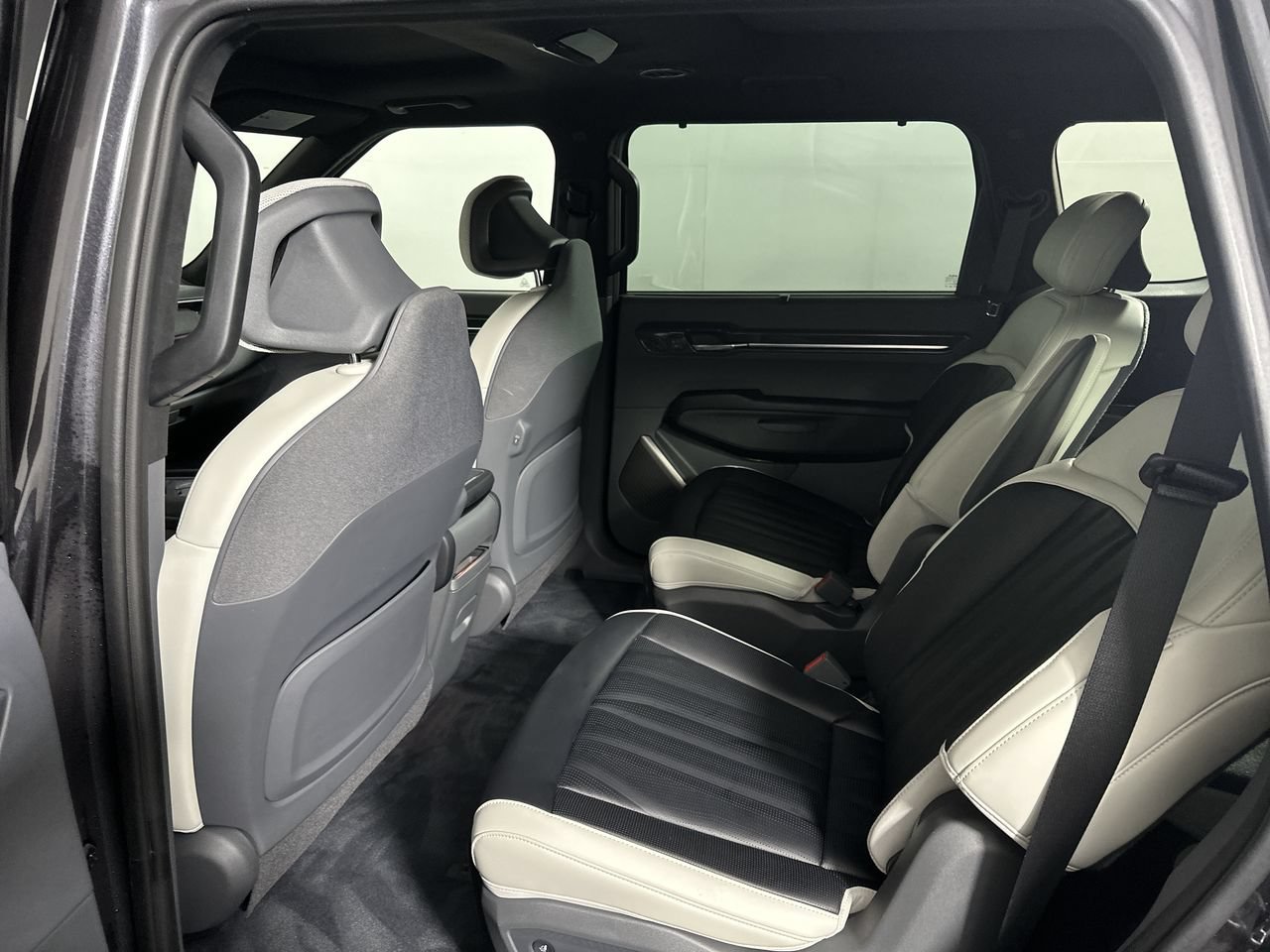 Certified 2024 Kia EV9 GT-Line AWD/4WD image 20