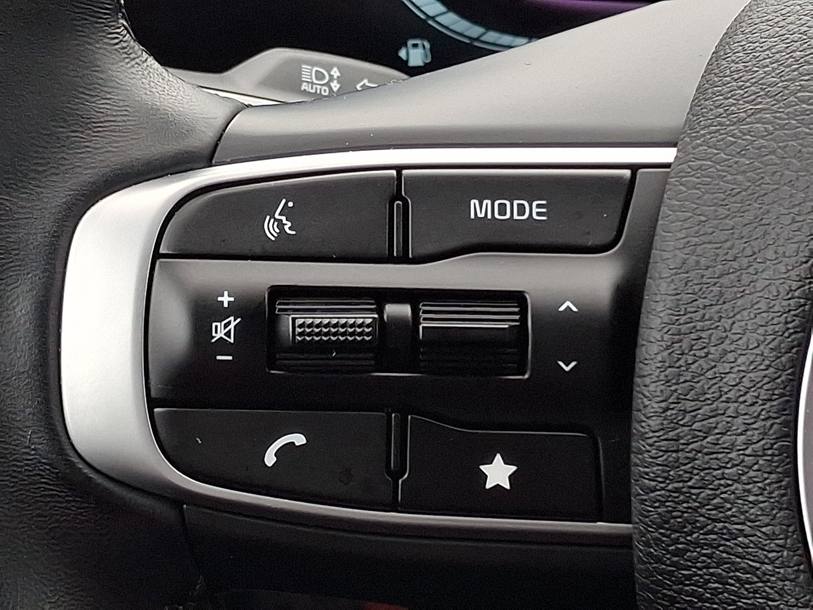Used 2025 Kia Sportage X-Line AWD/4WD image 22