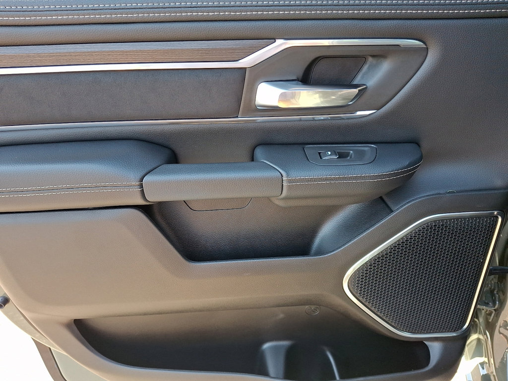 Certified 2026 RAM 1500 Laramie AWD/4WD image 19