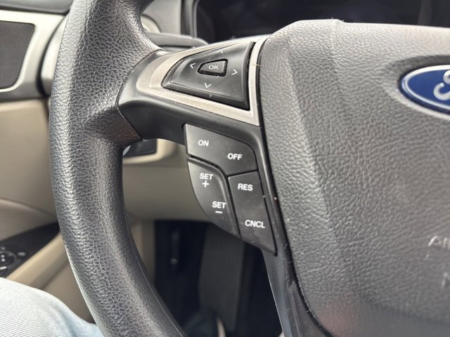 Used 2018 Ford Fusion SE w/ Fusion SE Technology Package image 25