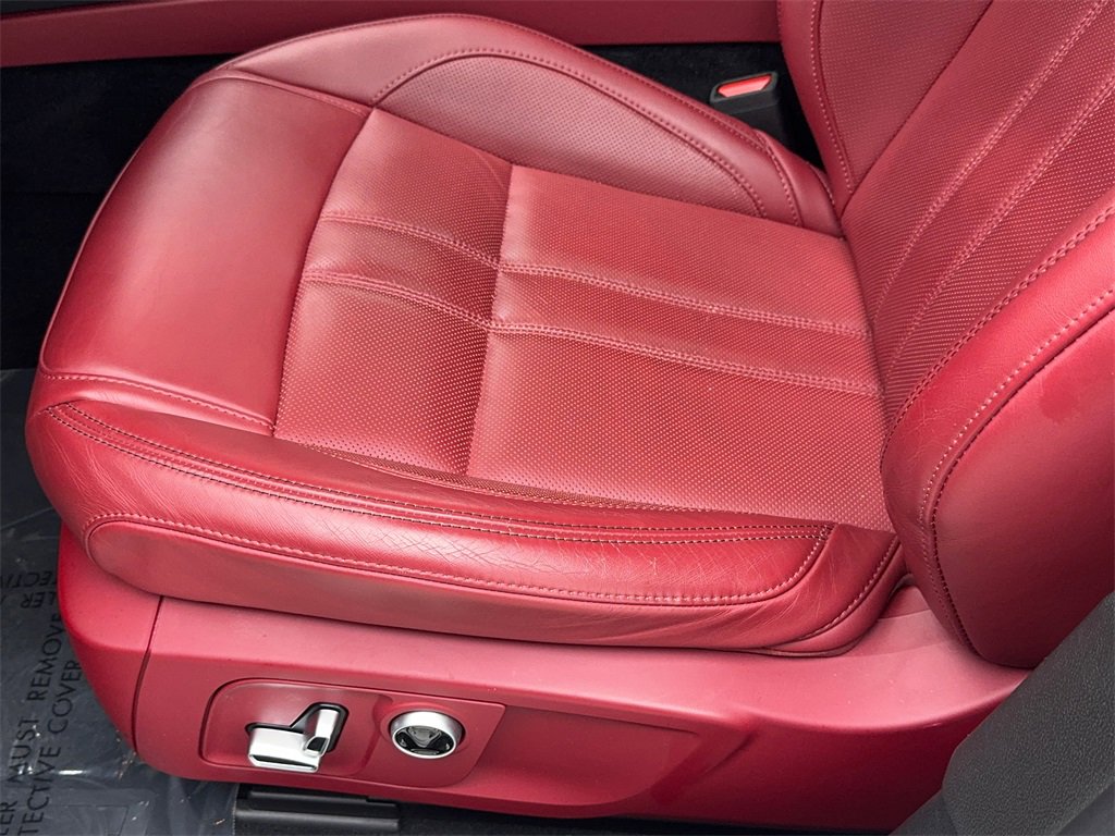 Used 2021 Maserati Levante S GranSport image 37