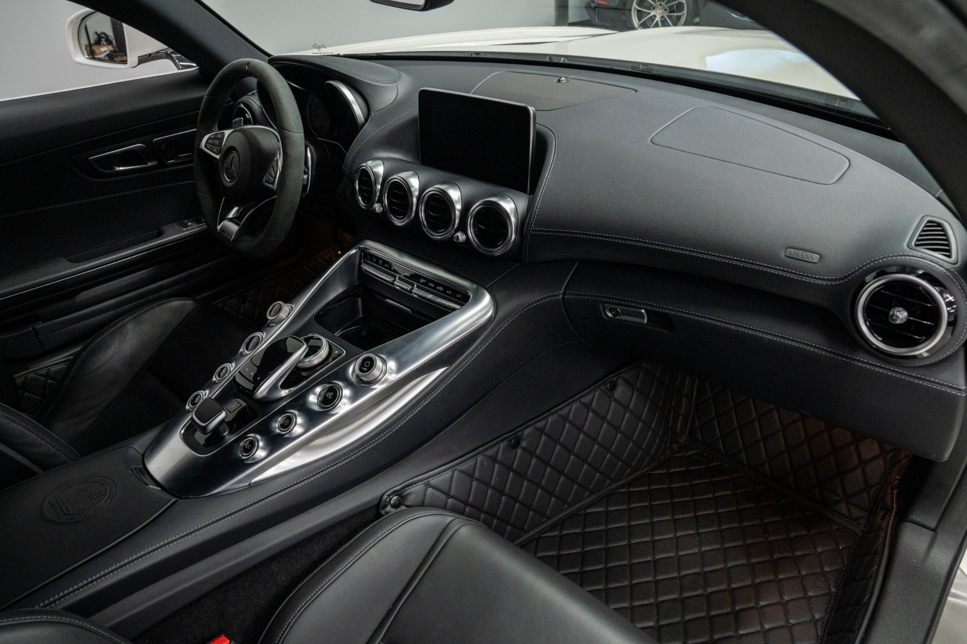Used 2016 Mercedes-Benz AMG GT S image 13