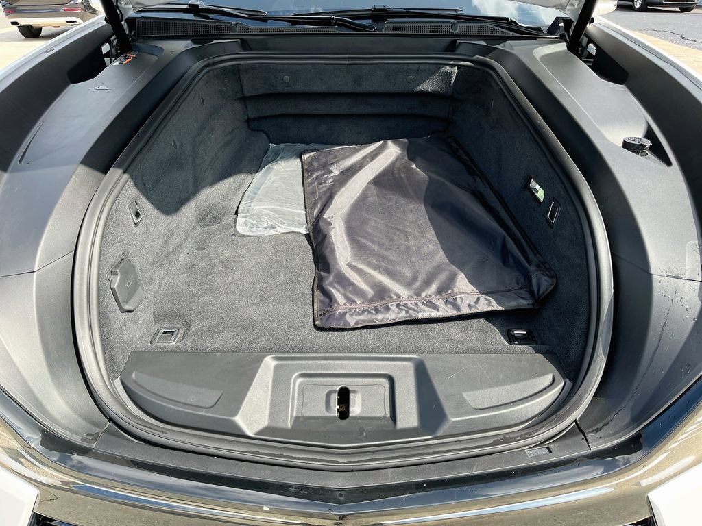 Certified 2025 Cadillac Escalade IQ Luxury 2 w/ LPO, Premium Carpet Package AWD/4WD image 36
