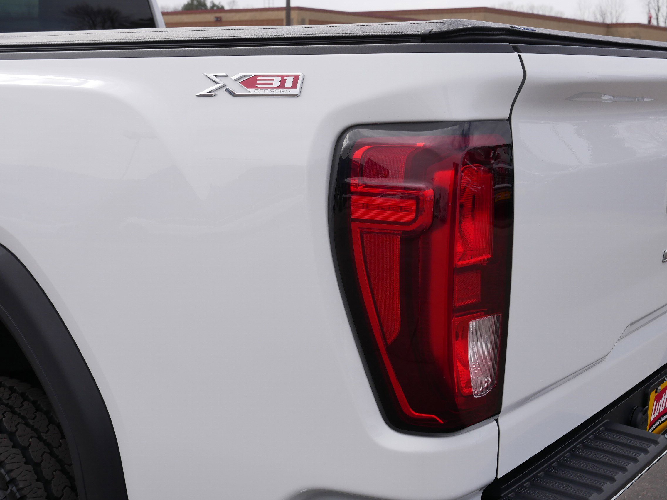 Used 2025 GMC Sierra 2500 Pro w/ Convenience Package image 17