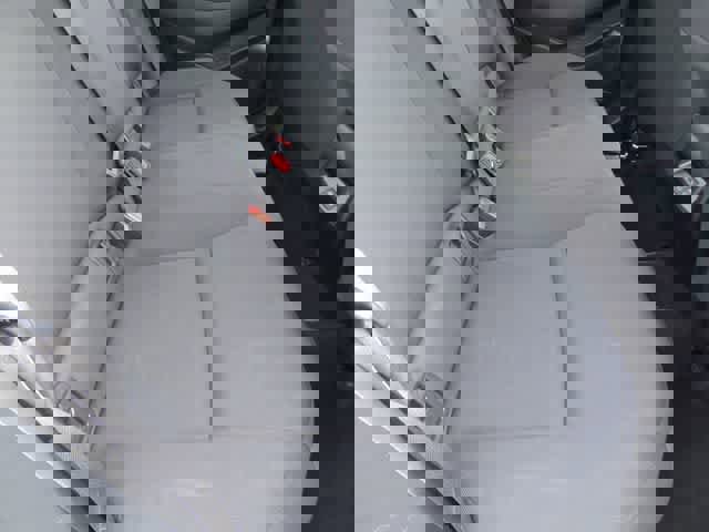 Used 2024 Toyota Corolla LE image 9