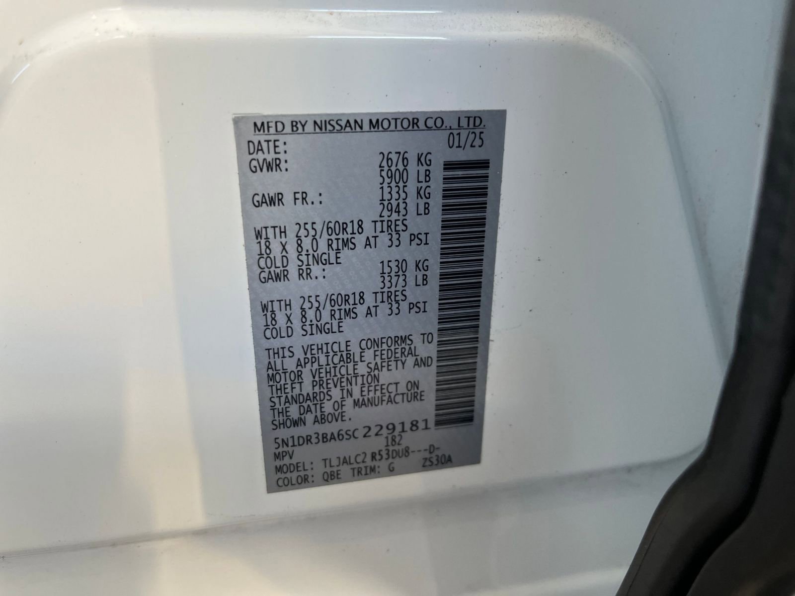 Used 2025 Nissan Pathfinder SV image 30