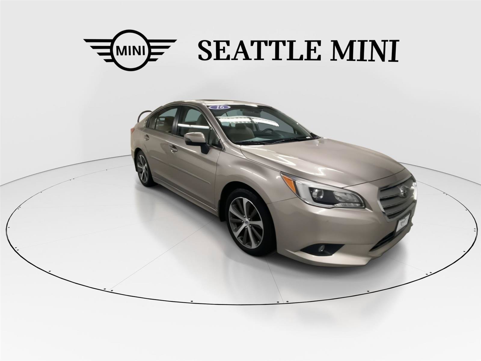 Used 2016 Subaru Legacy 2.5i Limited AWD/4WD image 2