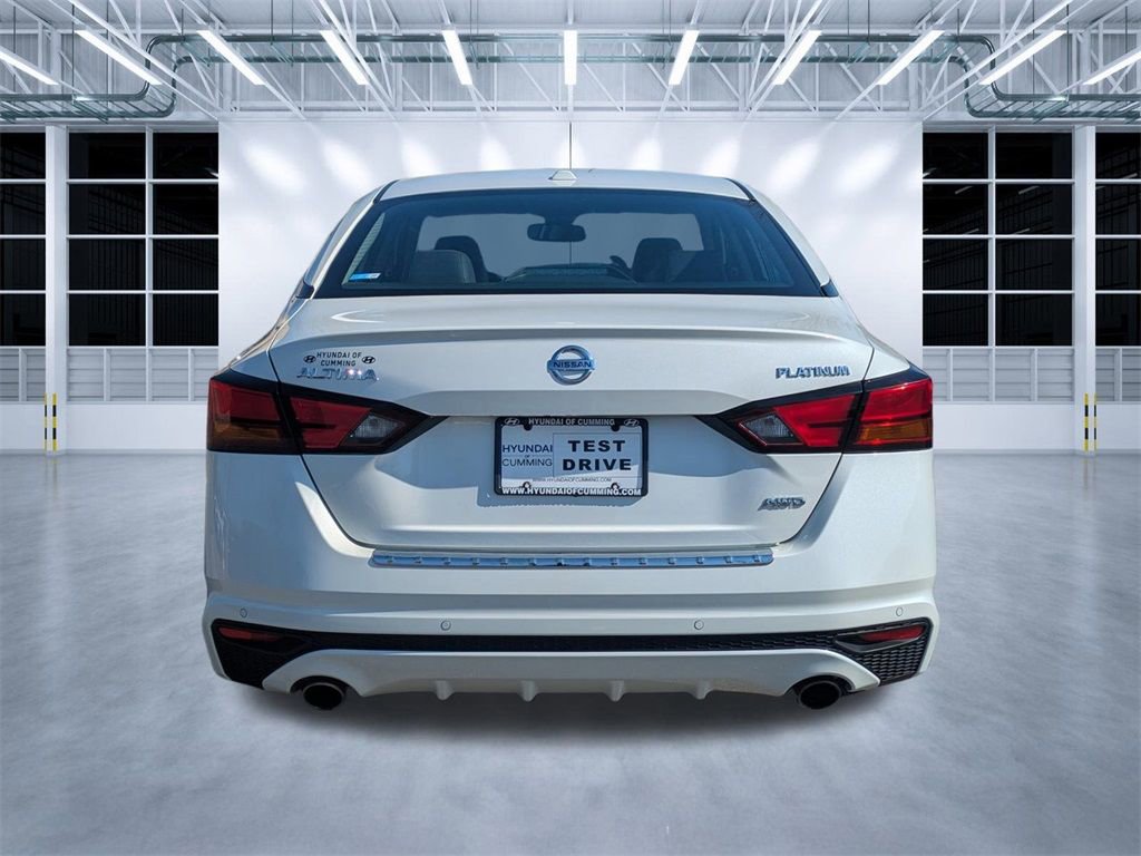Used 2021 Nissan Altima 2.5 Platinum AWD/4WD image 4