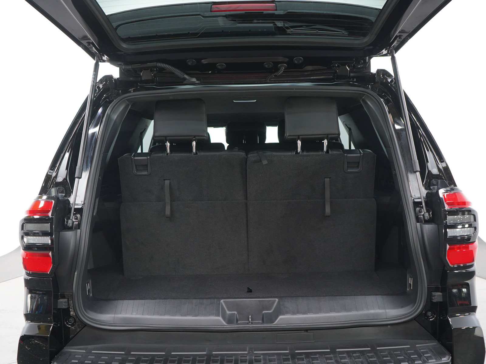 Used 2025 Toyota 4Runner SR5 AWD/4WD image 17