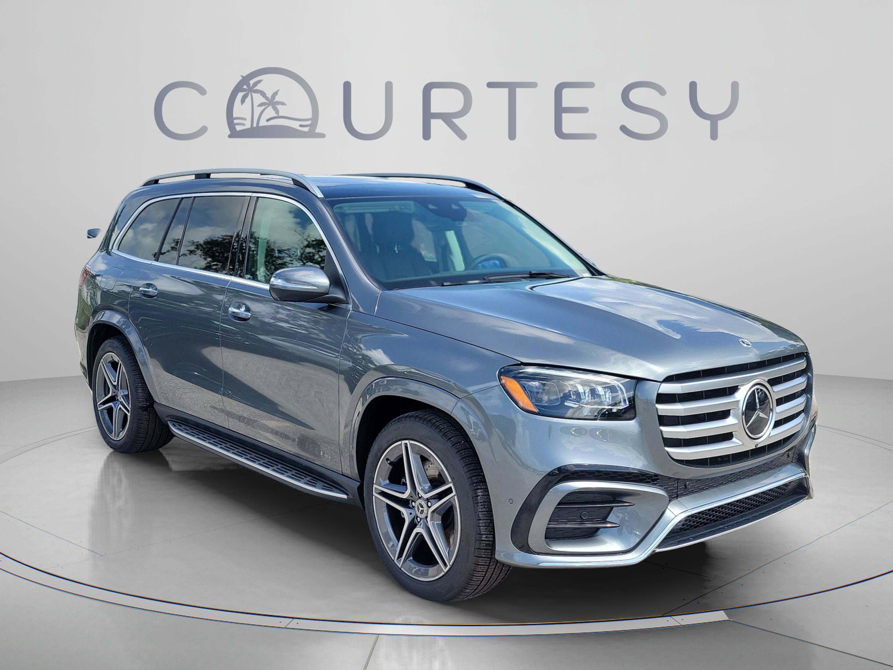 Certified 2026 Mercedes-Benz GLS 450 4MATIC image 4