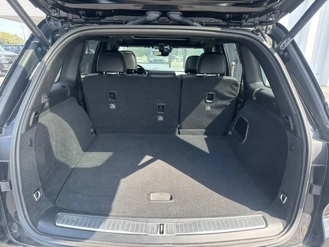 Used 2023 Jeep Grand Cherokee Overland AWD/4WD image 9