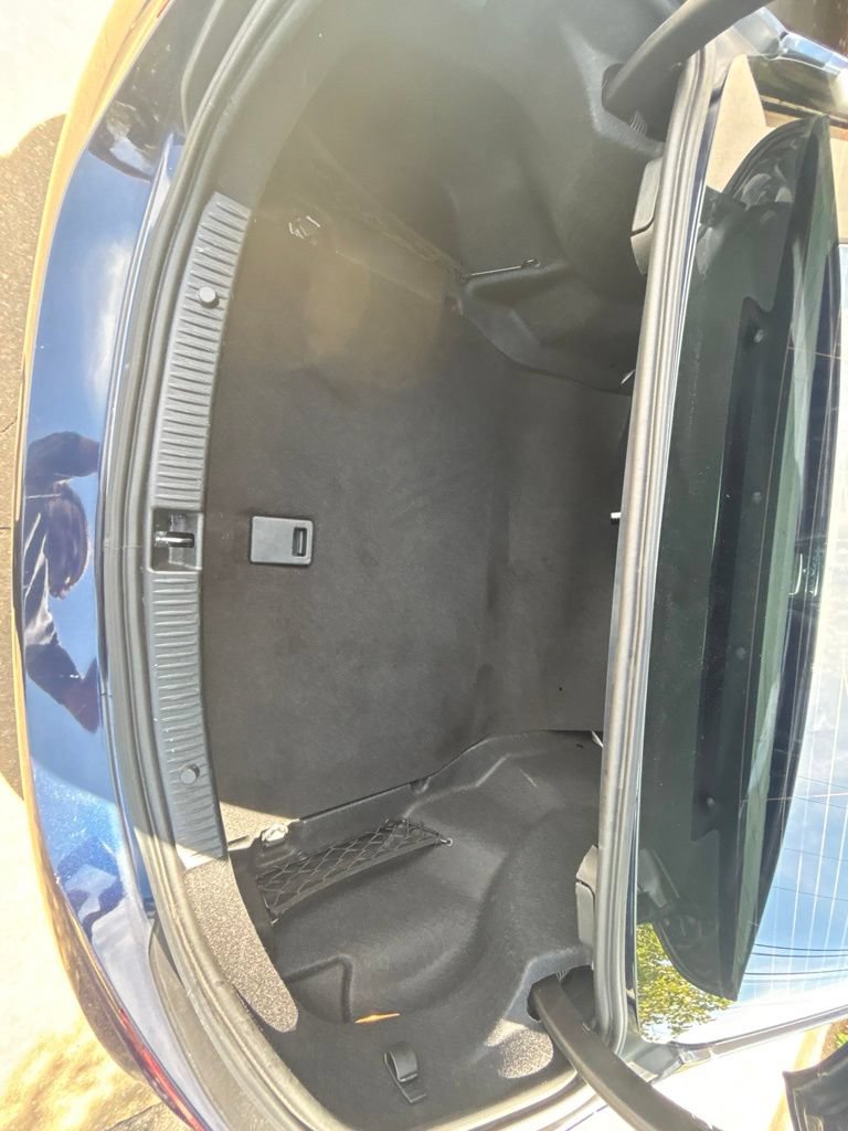 Used 2017 Mercedes-Benz C 300 4MATIC Sedan image 17