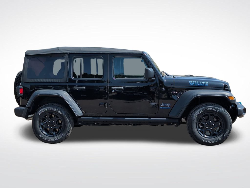Used 2023 Jeep Wrangler Unlimited w/ Cold Weather Group AWD/4WD video 2