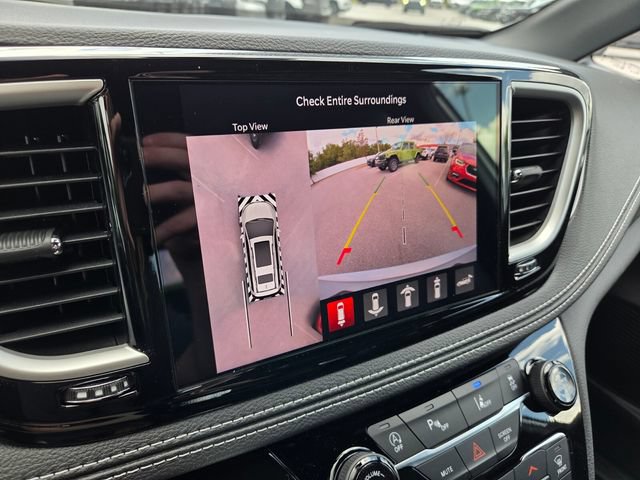 New 2026 Chrysler Pacifica Select FWD image 28