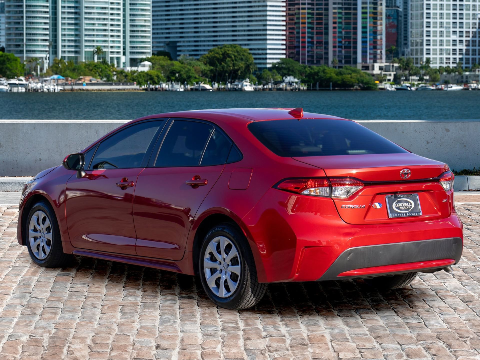 Used 2020 Toyota Corolla LE image 7