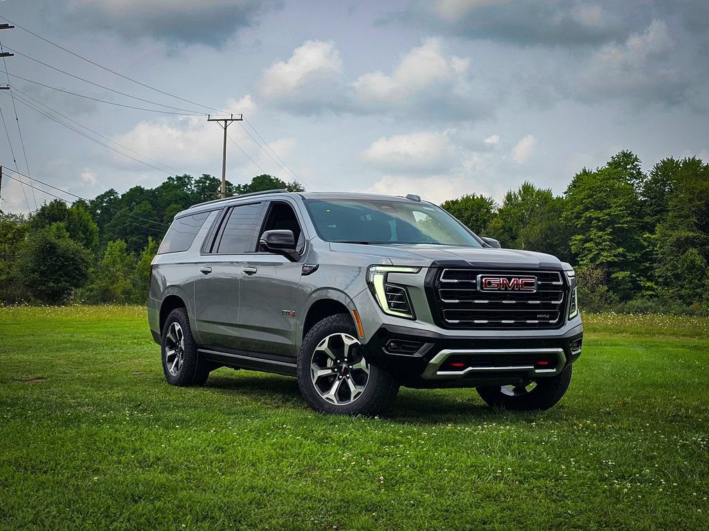 New 2026 GMC Yukon XL AT4 w/ AT4 Premium Plus Package AWD/4WD image 9