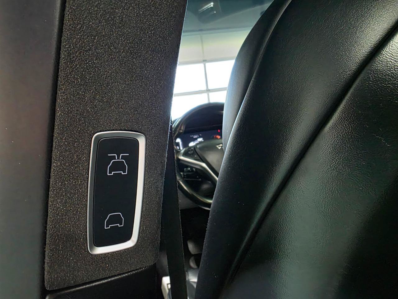 Used 2017 Tesla Model X 100D AWD/4WD image 22