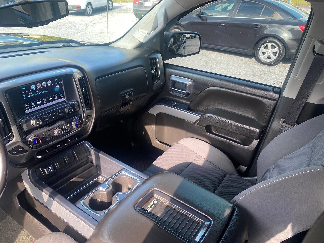 Used 2018 Chevrolet Silverado 1500 LT w/ All Star Edition image 17