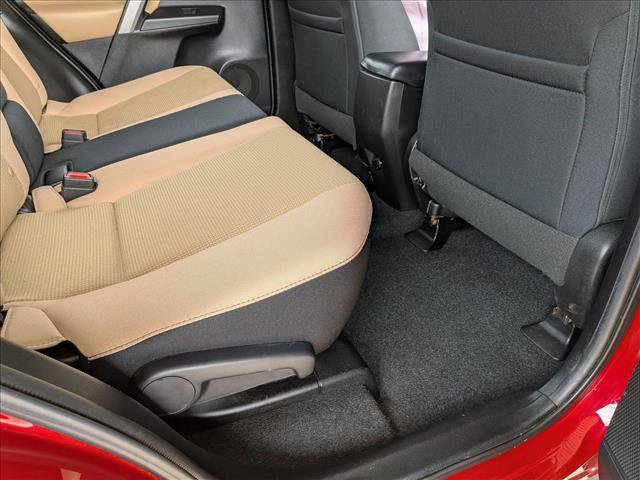 Used 2016 Toyota RAV4 XLE w/ Protection Package AWD/4WD image 18