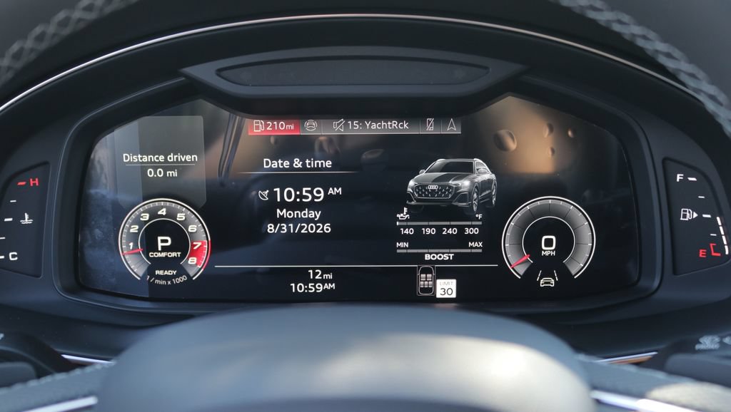 New 2027 Audi SQ8 Prestige AWD/4WD image 21