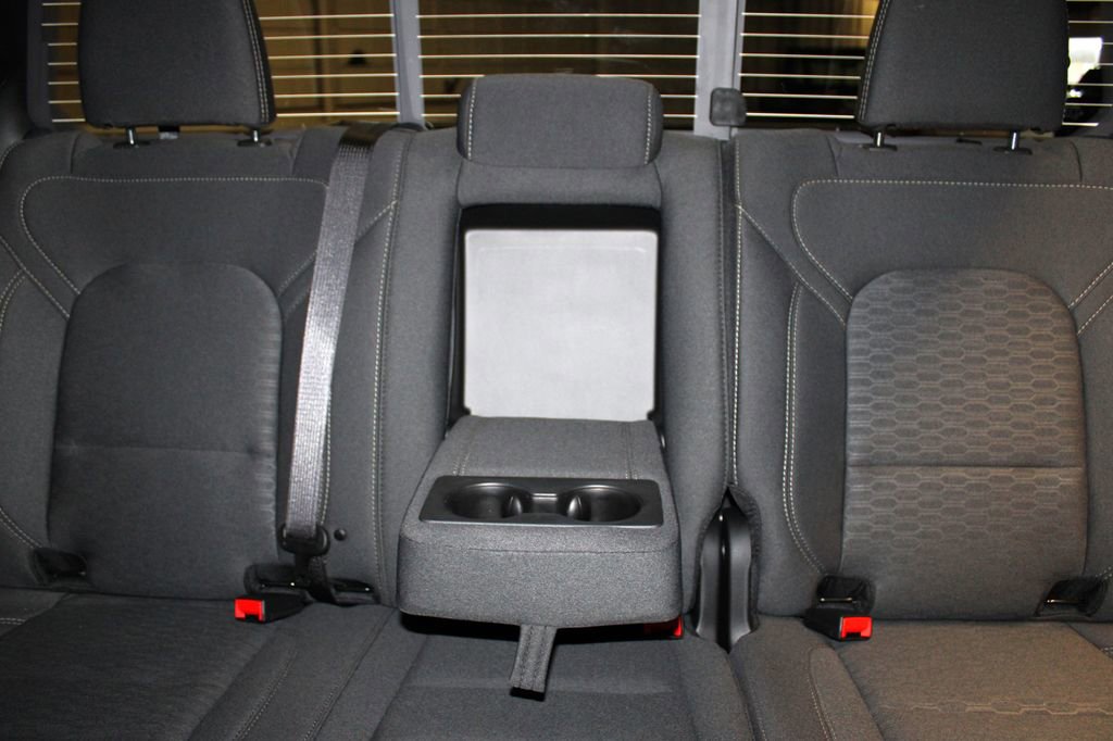 New 2026 RAM 1500 4x4 Crew Cab image 26