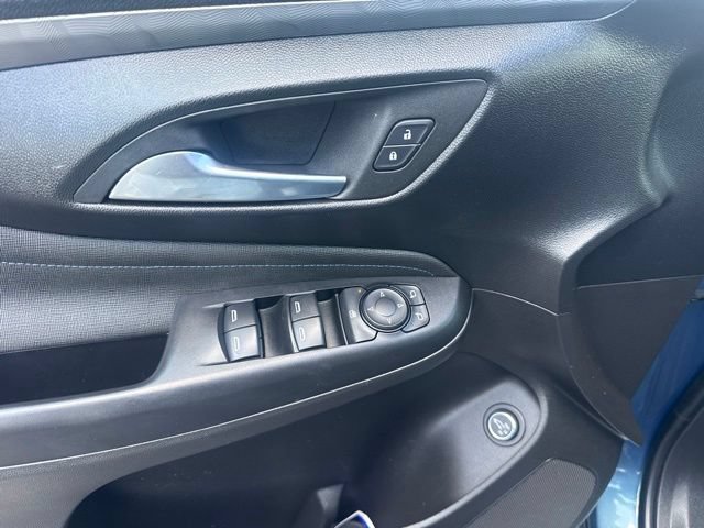 Used 2024 Buick Envista Sport Touring w/ Convenience I Package FWD image 9