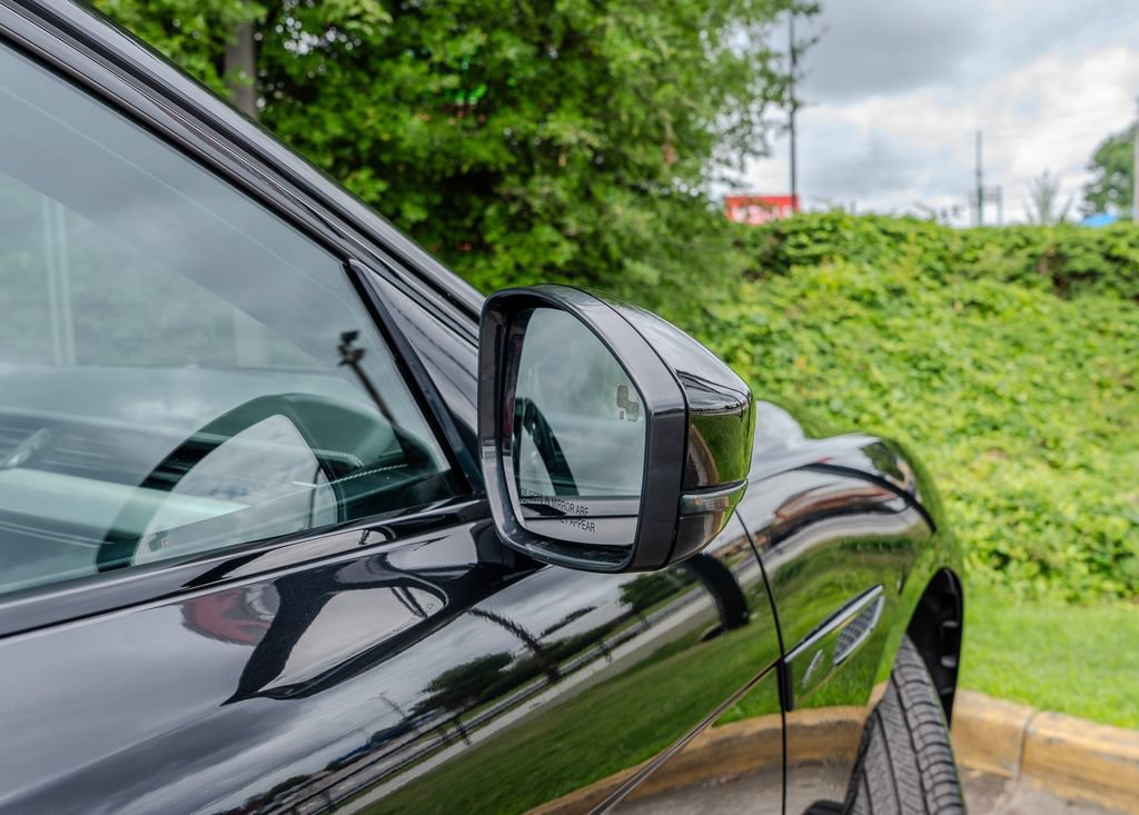 Used 2024 Jaguar F-PACE R-Dynamic S AWD/4WD image 29