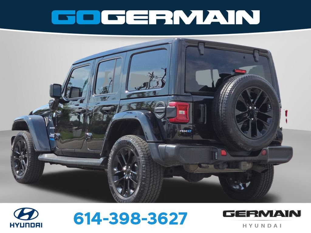 Used 2021 Jeep Wrangler Unlimited Sahara w/ Cold Weather Group AWD/4WD image 10
