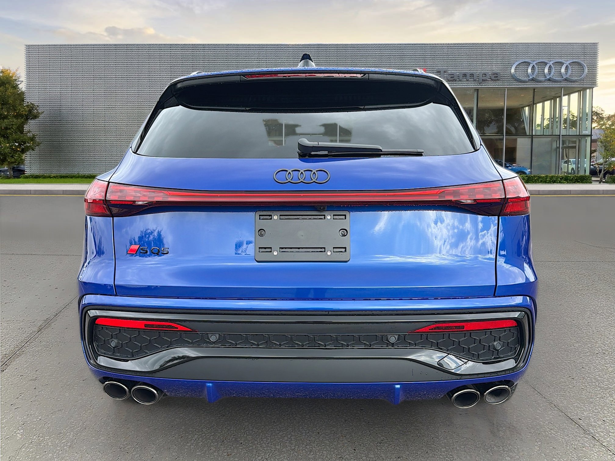 New 2025 Audi SQ5 Premium Plus image 4