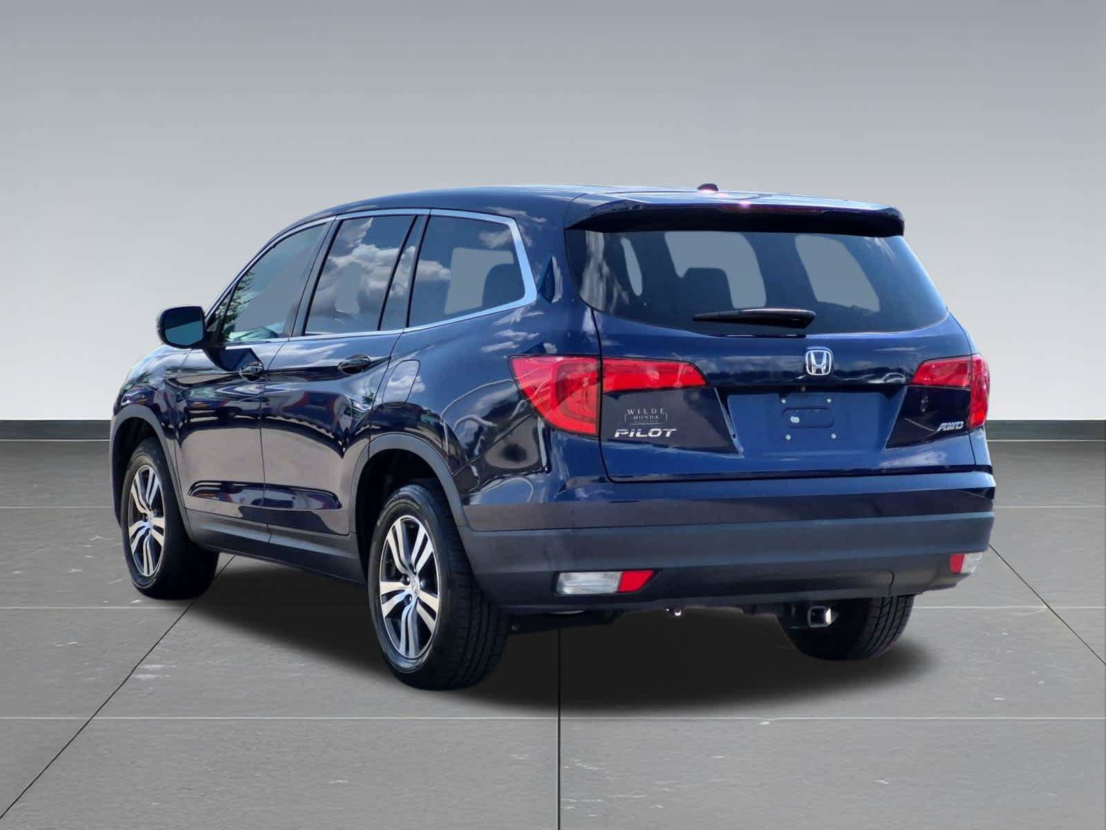 Certified 2017 Honda Pilot EX-L image 4