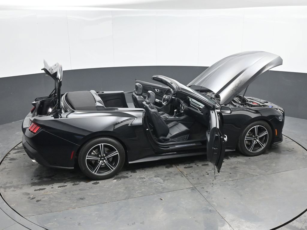 Used 2025 Ford Mustang Premium image 54