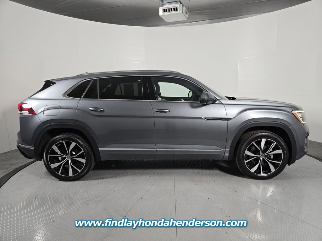 Used 2025 Volkswagen Atlas Cross Sport SEL Premium R-Line AWD/4WD image 7