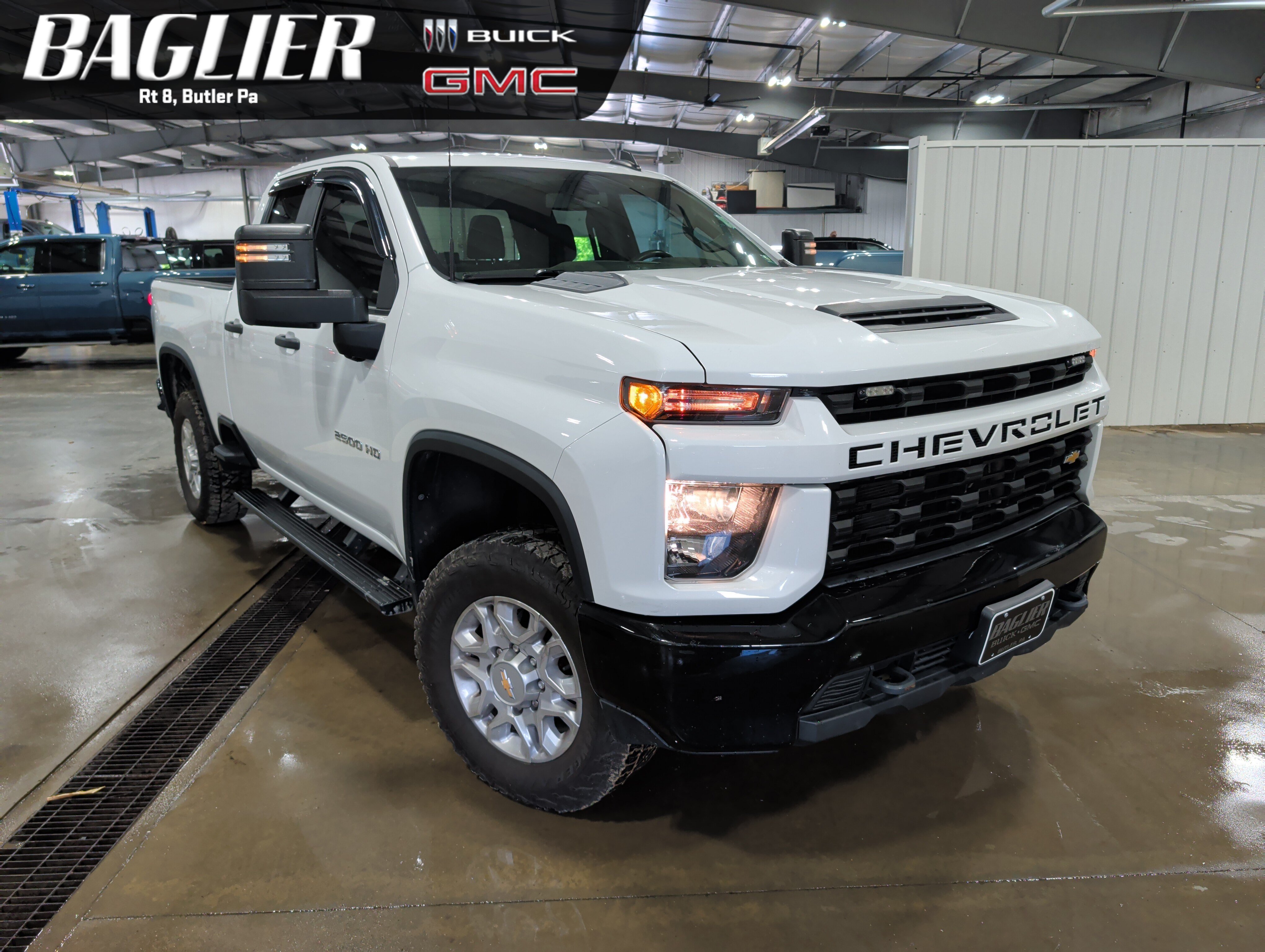 Used 2021 Chevrolet Silverado 2500 Custom w/ Custom Value Package AWD/4WD image 1