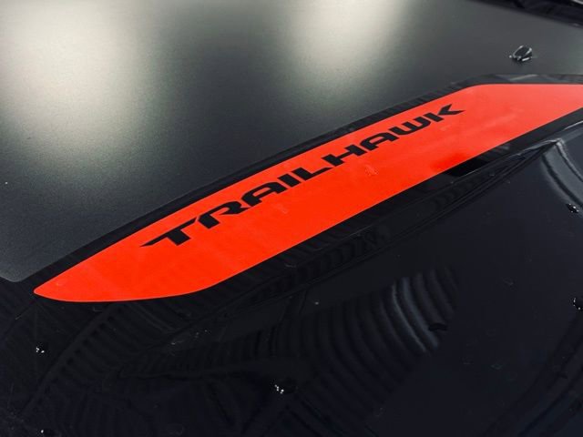 Certified 2022 Jeep Compass Trailhawk w/ Trailhawk Elite Group image 3