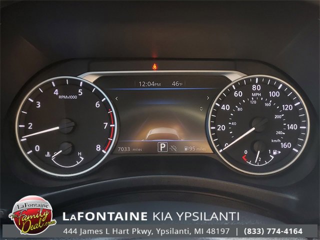 Used 2025 Nissan Sentra SV image 14