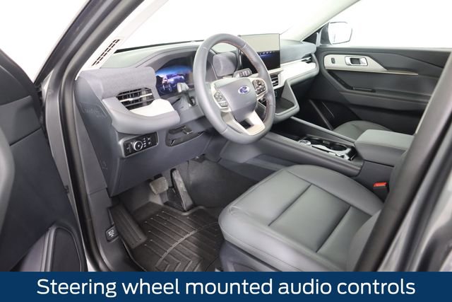 New 2026 Ford Explorer Active w/ Active Comfort Package image 24