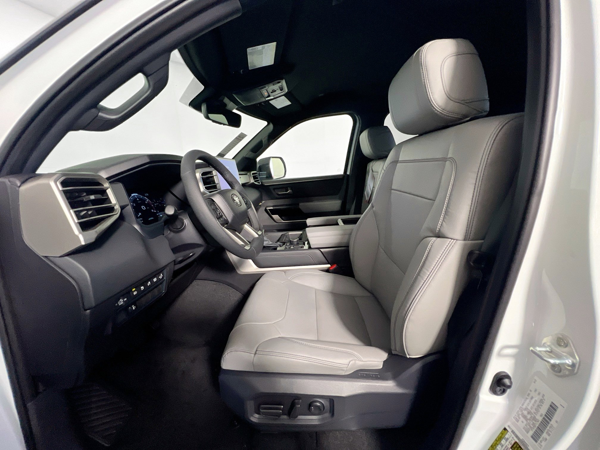 New 2026 Toyota Tundra Limited image 14
